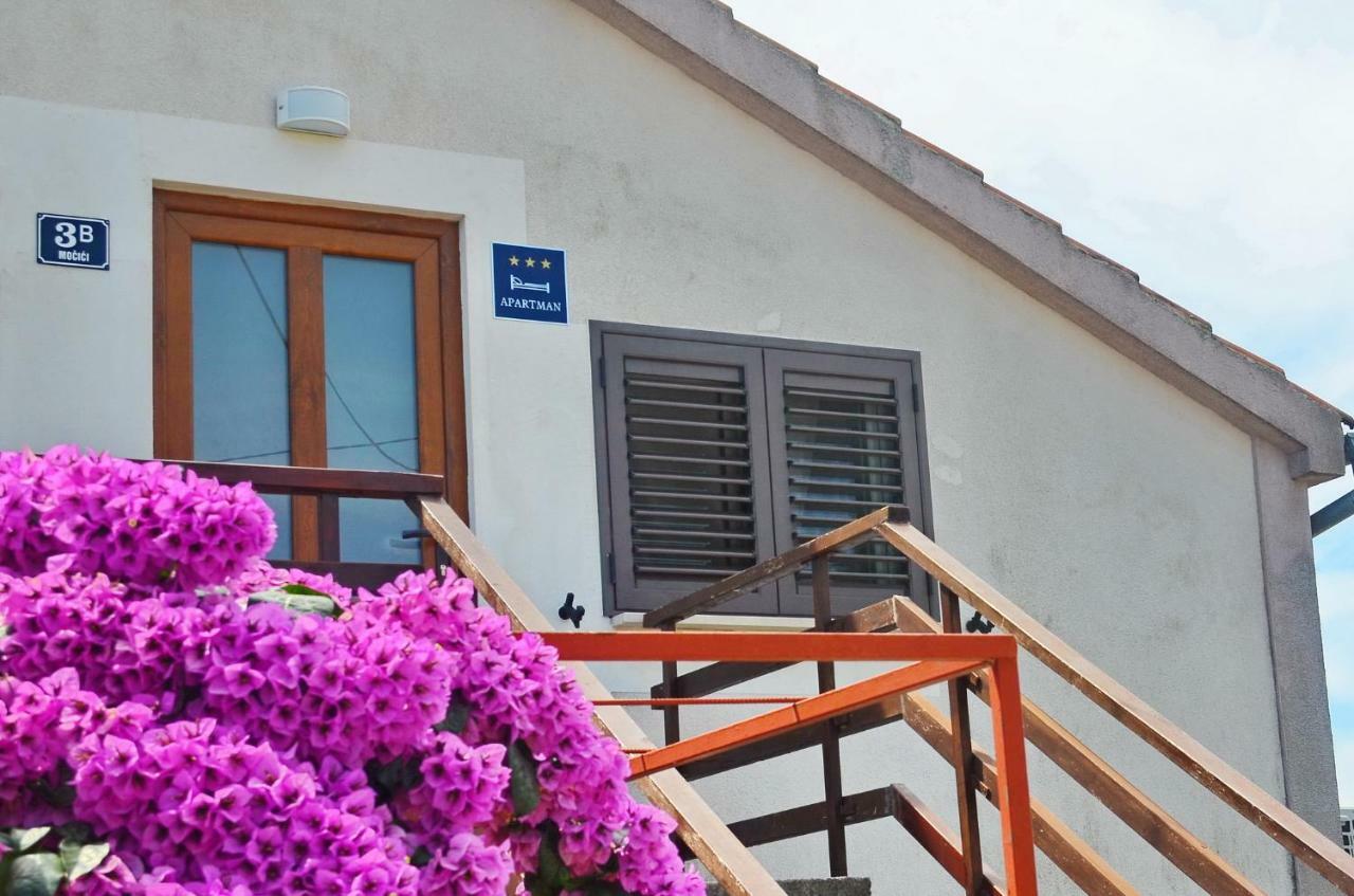 Le Petit Čilipi Exterior foto